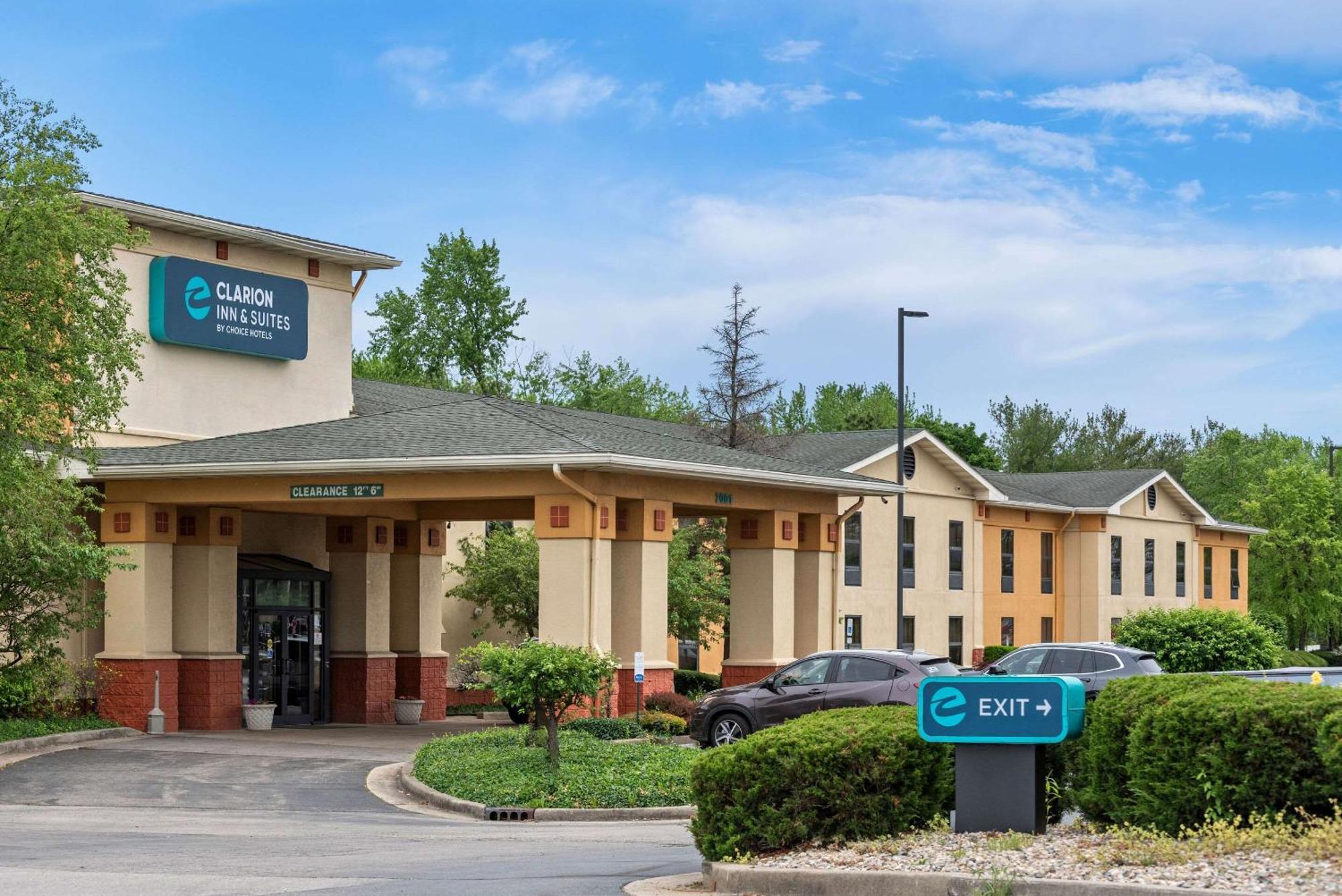 Clarion Inn & Suites Northwest Indianapolis Zewnętrze zdjęcie